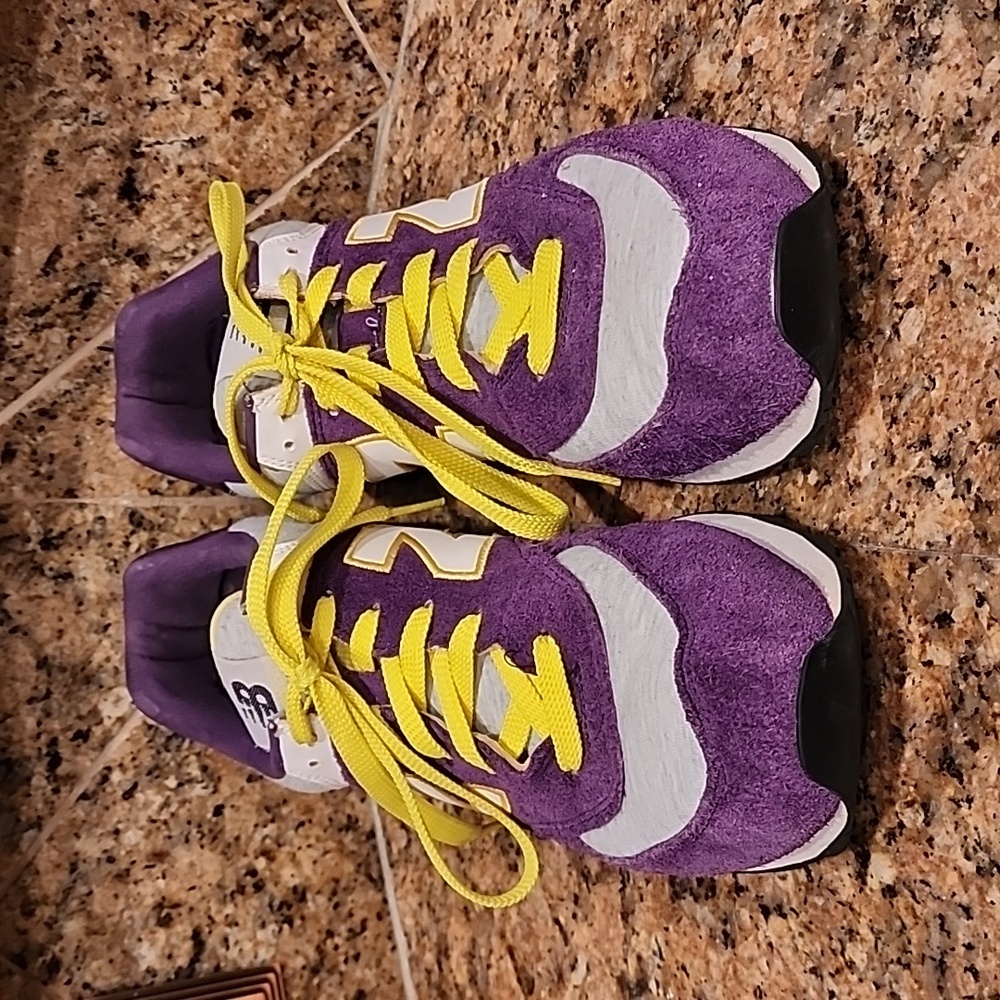 New Balance 574 Sneakers - SZ 10